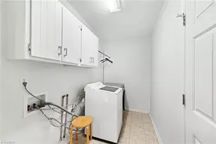 4103 Oak Hollow Dr, High Point, NC 27265 - Photo 32
