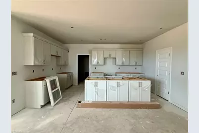 427 Yarrow Drive, Lexington, NC 27295 - Photo 2