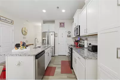 527 Dogwood Drive, Liberty, NC 27298 - Photo 10