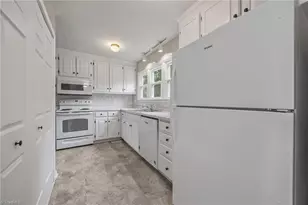 909 Chatfield Dr, Jamestown, NC 27282 - Photo 12