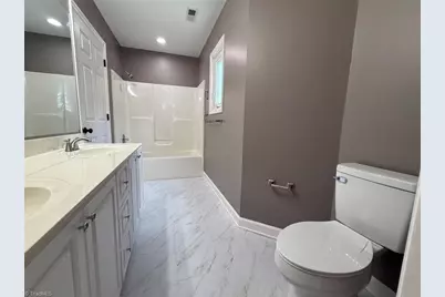 2528 Treetop Lane, Winston-Salem, NC 27101 - Photo 36