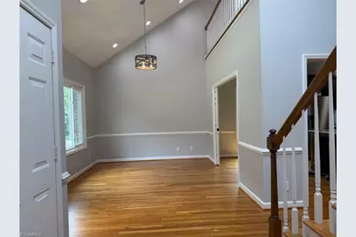 2528 Treetop Lane, Winston-Salem, NC 27101 - Photo 12