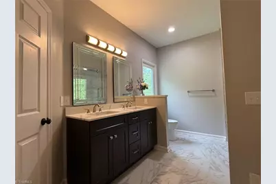 2528 Treetop Lane, Winston-Salem, NC 27101 - Photo 24