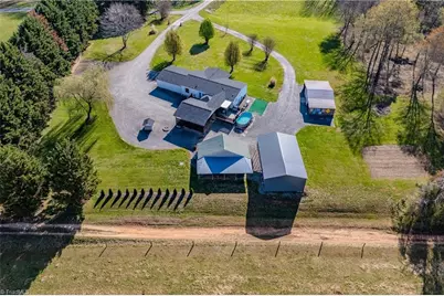 199 Walking Horse Trail, Mount Airy, NC 27030 - Photo 4