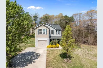 103 Taylors Court, Burlington, NC 27217 - Photo 2