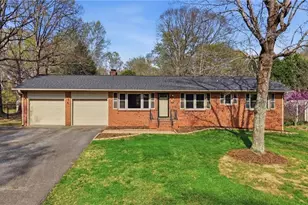 1024 Country Ln, Winston-Salem, NC 27107 - Photo 34