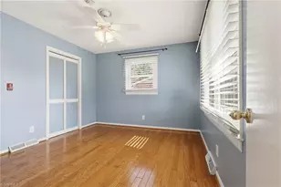 1024 Country Ln, Winston-Salem, NC 27107 - Photo 18