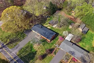 1024 Country Ln, Winston-Salem, NC 27107 - Photo 36