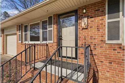 1024 Country Lane, Winston-Salem, NC 27107 - Photo 2