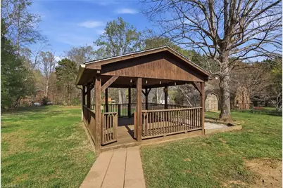 1024 Country Lane, Winston-Salem, NC 27107 - Photo 30