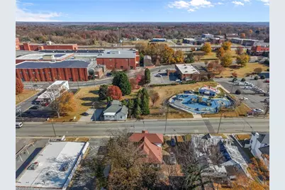 122 N Main Street, Reidsville, NC 27320 - Photo 38