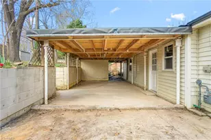 2821 Westchester Dr, Burlington, NC 27217 - Photo 24