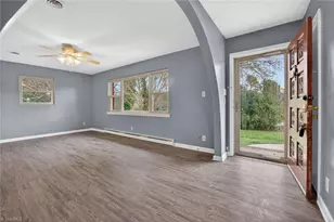 113 Green Valley Rd, Greensboro, NC 27408 - Photo 8