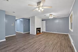 113 Green Valley Rd, Greensboro, NC 27408 - Photo 12