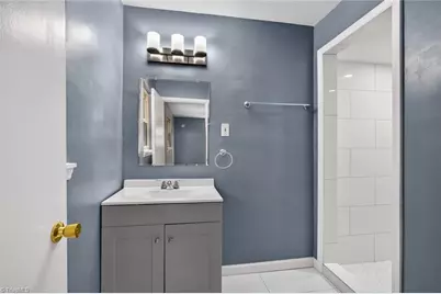 113 Green Valley Road, Greensboro, NC 27408 - Photo 26