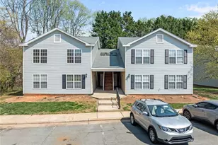 15 Meadowood Glen Way, Greensboro, NC 27409 - Photo 1