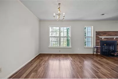 15 Meadowood Glen Way #C, Greensboro, NC 27409 - Photo 10