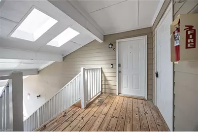15 Meadowood Glen Way #C, Greensboro, NC 27409 - Photo 2