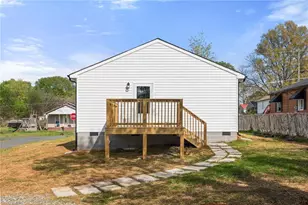712 Richmond Ave, Burlington, NC 27217 - Photo 22