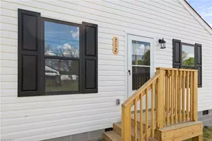 712 Richmond Ave, Burlington, NC 27217 - Photo 4