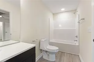 712 Richmond Ave, Burlington, NC 27217 - Photo 16