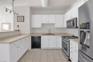 3724 Spanish Peak Dr, High Point, NC 27265 - Photo 8