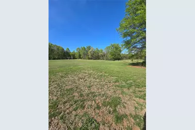 393 Nc Highway 87 N, Reidsville, NC 27302 - Photo 2