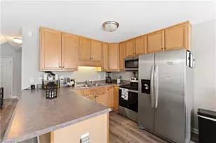 200 Rodelia St, Thomasville, NC 27360 - Photo 8