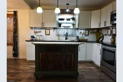 11988 Broad Street, Milton, NC 27305 - Photo 6