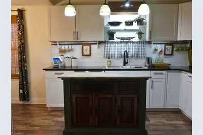 11988 Broad Street, Milton, NC 27305 - Photo 4