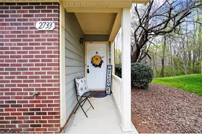 2733 Cottage Place, Greensboro, NC 27455 - Photo 2