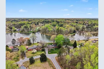 4401 Brookhaven Drive, Greensboro, NC 27406 - Photo 28