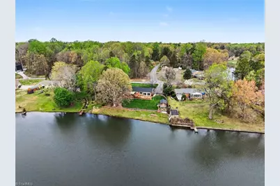 4401 Brookhaven Drive, Greensboro, NC 27406 - Photo 2