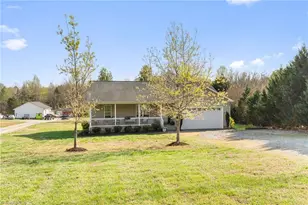10636 Linwood-Southmont Rd, Lexington, NC 27292 - Photo 2