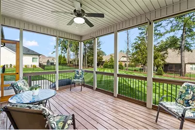 386 Wentworth Drive, Winston-Salem, NC 27107 - Photo 46