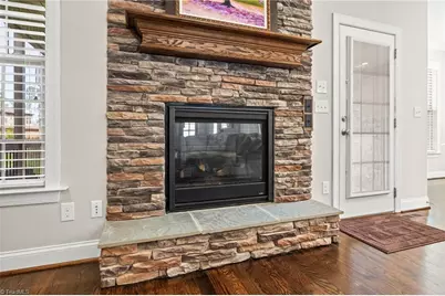 386 Wentworth Drive, Winston-Salem, NC 27107 - Photo 10