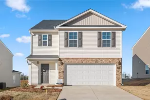 120 Beechwood Cir, Thomasville, NC 27360 - Photo 1