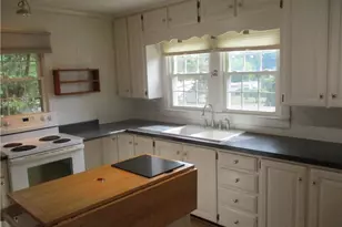 4236 Robertson Dr, Winston-Salem, NC 27101 - Photo 14