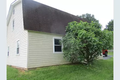 4236 Robertson Drive, Winston-Salem, NC 27101 - Photo 26