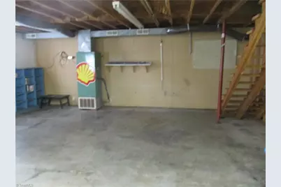 4236 Robertson Drive, Winston-Salem, NC 27101 - Photo 24