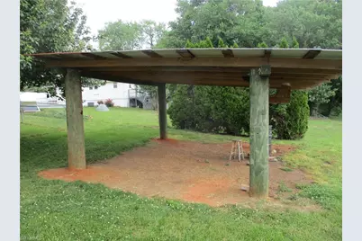 4236 Robertson Drive, Winston-Salem, NC 27101 - Photo 28