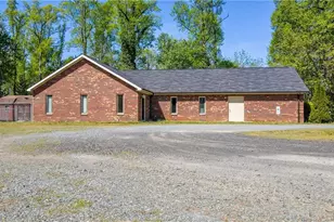 717 Harrison St, Reidsville, NC 27320 - Photo 1