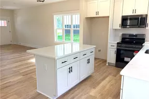 14 W Colonial Dr, Thomasville, NC 27360 - Photo 6