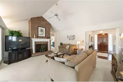 316 Siouan Drive, Lexington, NC 27295 - Photo 6