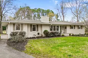 6909 Wooden Rail Ln, Summerfield, NC 27358 - Photo 4