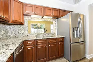 10 Apple Tree Ln, Greensboro, NC 27455 - Photo 10