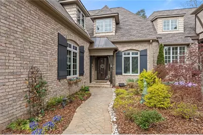 37 Creswell Court, Greensboro, NC 27407 - Photo 2