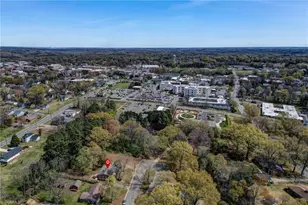 805 Claymore Ct, Reidsville, NC 27320 - Photo 6