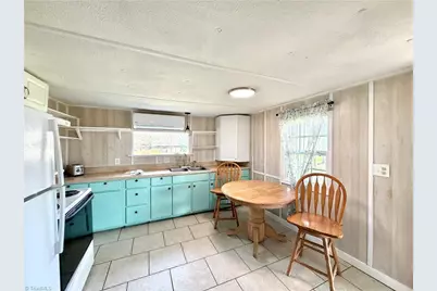 5258 Ferguson Road, Liberty, NC 27298 - Photo 4