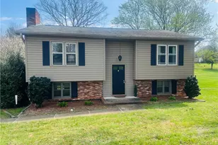 164 Royal Ln, Dobson, NC 27017 - Photo 4